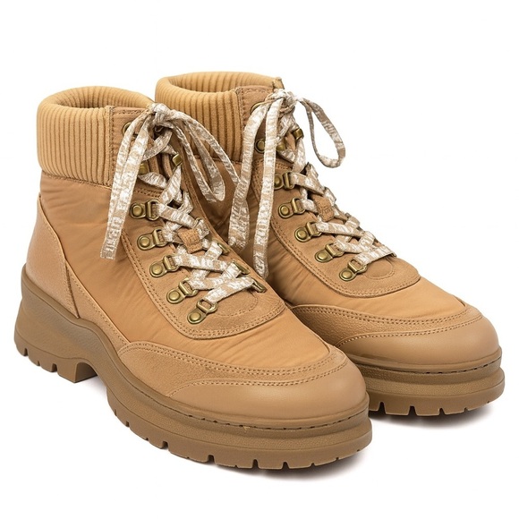 Nautica Florencia NWOT Women’s Brown Hiker Hike Boots Tan Beige Taupe Size 7.5. - Picture 1 of 5